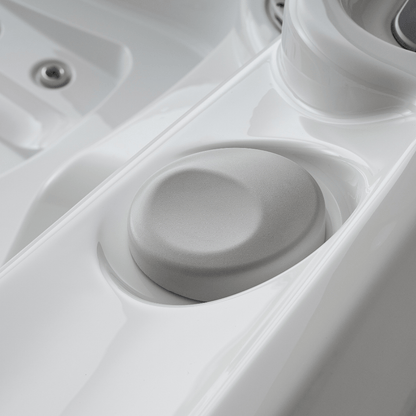 compartiment intégré pour cartouche  du spa Caldera Seychelles 6 places gamme premium