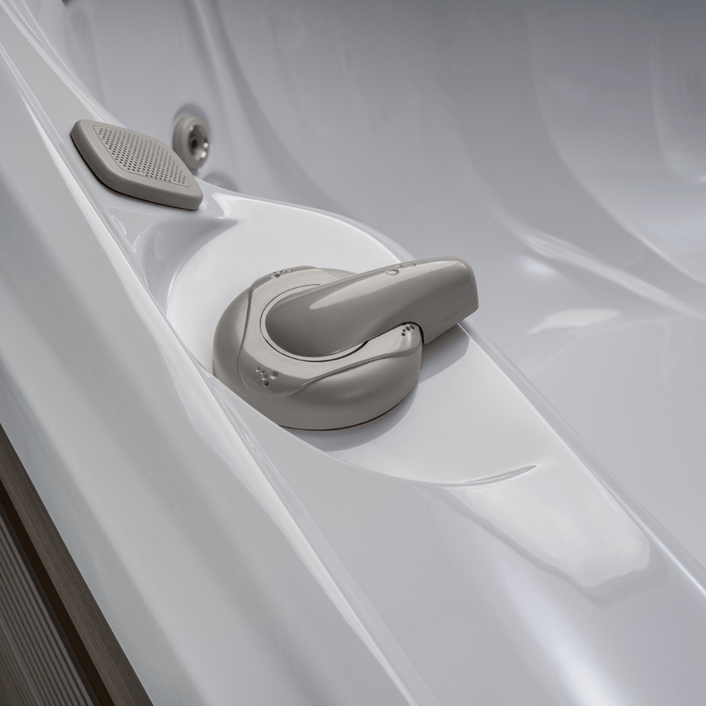 commande ergonomique de reglages des jets hydromassage sur spa Caldera Reunion Serie Paradise