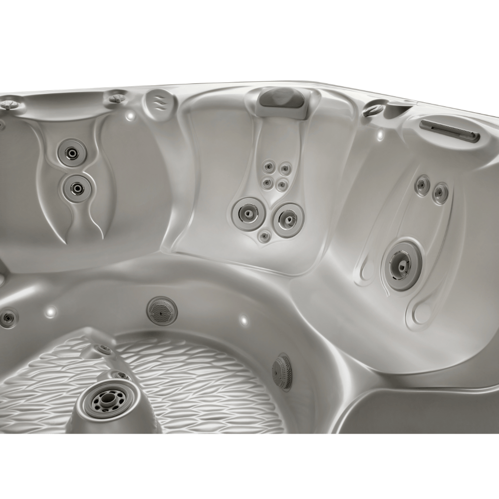 détail des sièges hydromassants du spa Caldera Salina avec jets Euro, VersaSsage™ et AdaptaFlo™