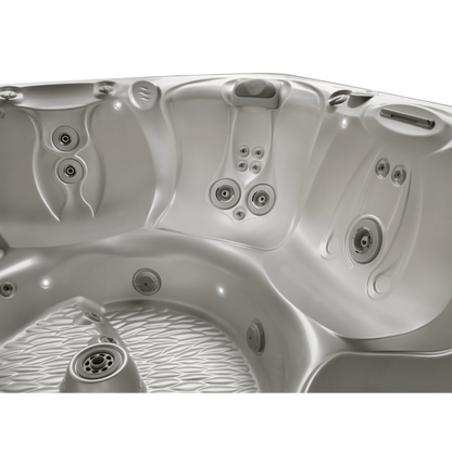détail des sièges hydromassants du spa Caldera Salina avec jets Euro, VersaSsage™ et AdaptaFlo™