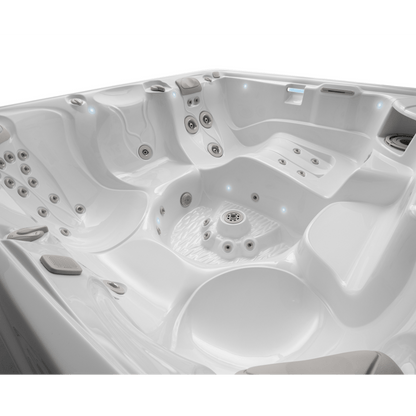 détails des sièges hydromassage du spa Caldera Seychelles avec jets VersaSsage™ et Euphoria™