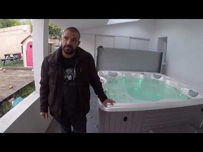 vidéo d'avis client sur l'utilisation et les bénéfices d'un spa Caldera Spas