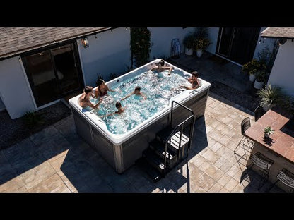 spa de nage Endless Pools serie R en fonctionnement nage fitness aquatique hydromassage et utilisation familiale