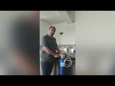 adoucisseur d'eau portable Simple On The Go en vidéo pour le remplissage et l'entretien des spas