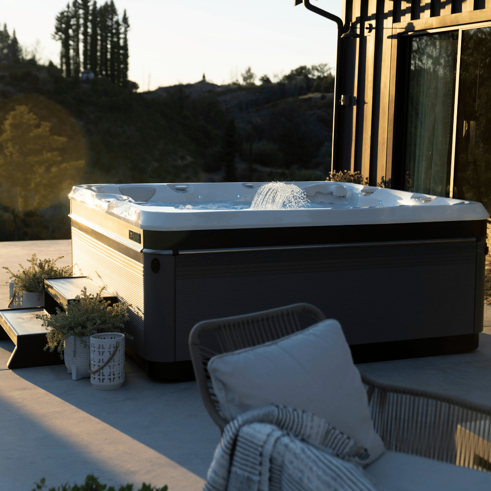 spa Caldera Utopia Geneva extérieur haut de gamme vue terrasse au coucher du soleil