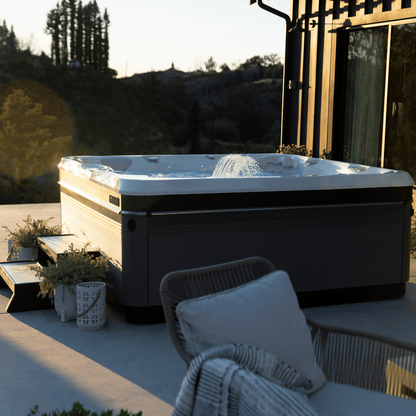 spa Caldera Utopia Geneva extérieur haut de gamme vue terrasse au coucher du soleil